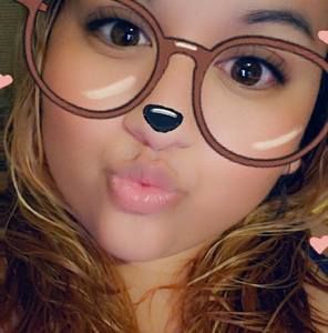 Meet your Posher, Lorena